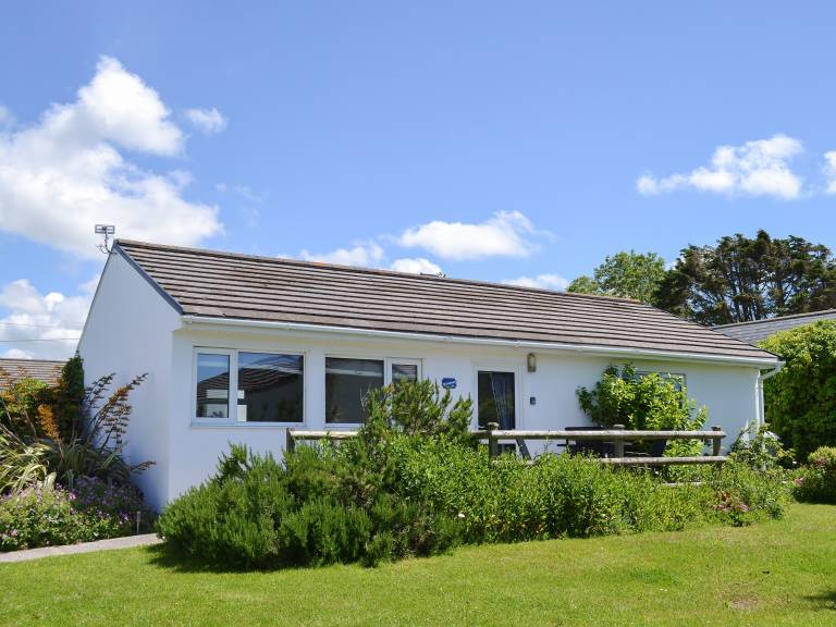 Cottage  Constantine Bay