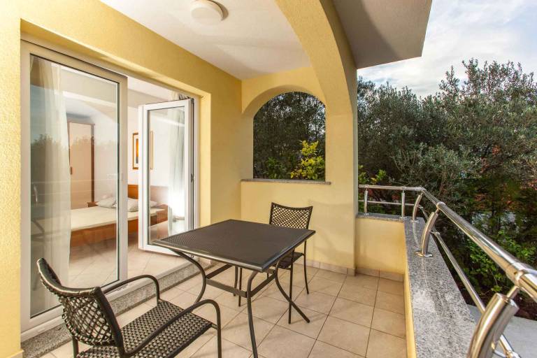 Holiday apartment 150 m from the beach with sea view — photo 3