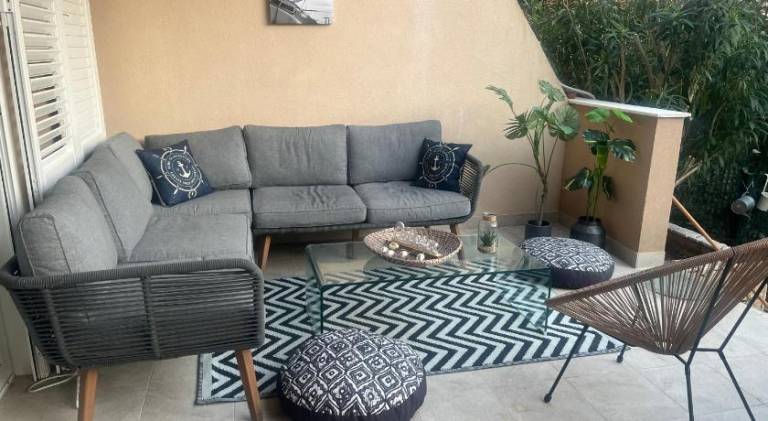 Rental apartment with hot tub — photo 4