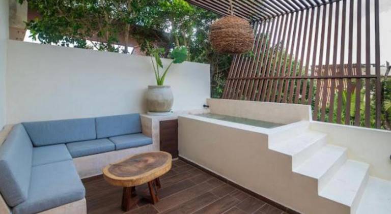 Fully equipped villa with yard, private pool & jacuzzi | Dogs allowed — photo 3