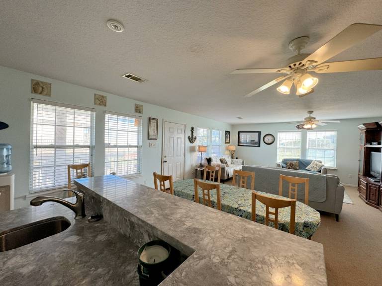 Sea Note Crystal Beach Home — photo 5