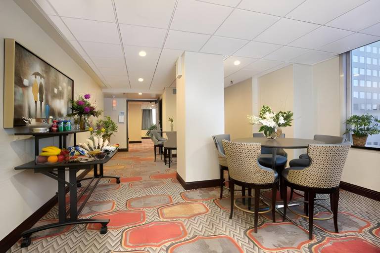 Holiday Inn Express Denver Downtown By IHG — photo 4