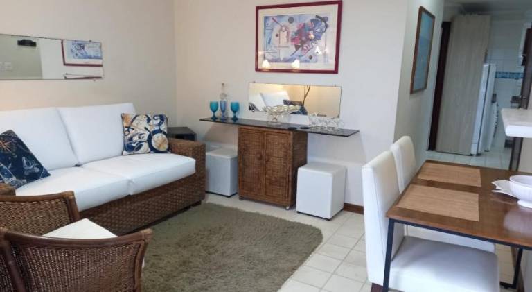 Nice apartment with terrace, yard & pool | Next to the beach | Good for workation | Dogs allowed in Bertioga