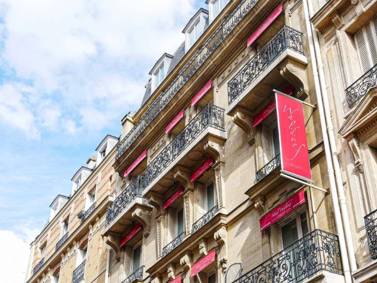 Hotel Waldorf Trocadero Tour Eiffel — photo 5
