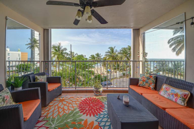 Condo Isla Verde