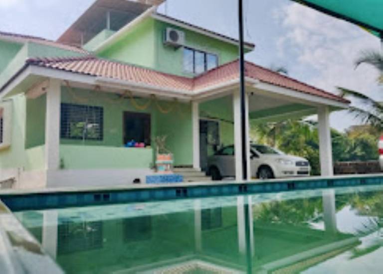 Resort Sarjekot