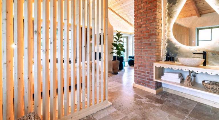 Charming chalet with sauna, barbeque & terrace | Pets allowed — photo 4