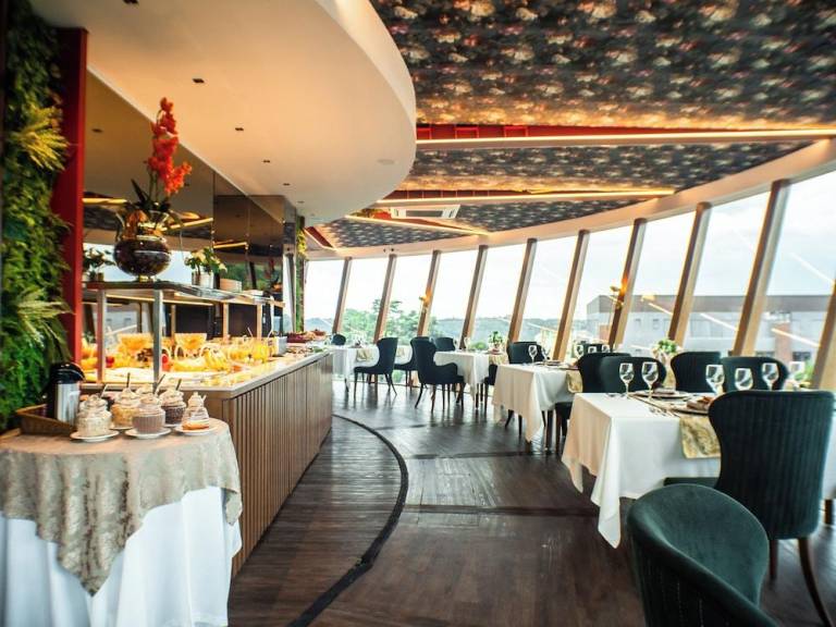 HOTEL RF VISION restaurante giratorio — photo 3