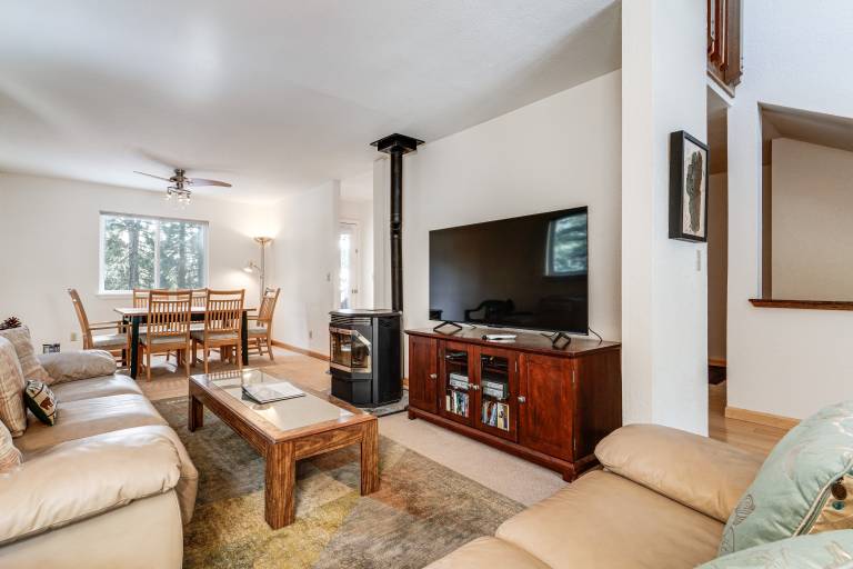 Ski, Golf & Hike! Incline Village Family Home — photo 2