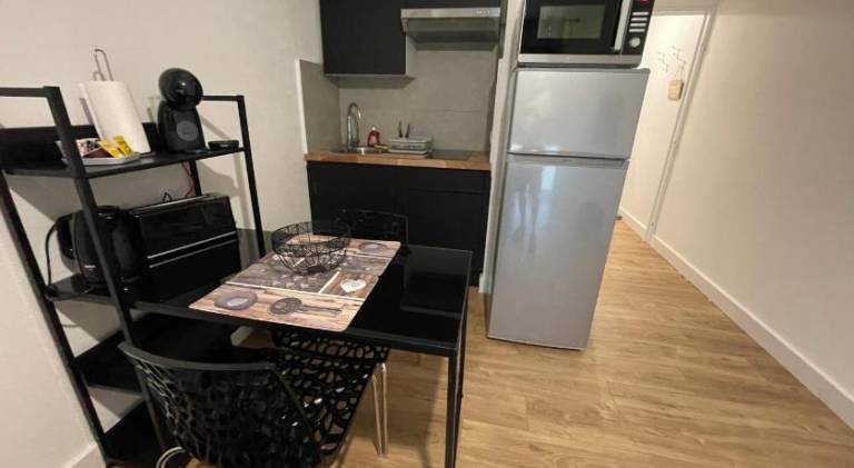 Lovely rental apartment | Next to Russian Orthodox Cathedral | Pets allowed — photo 3