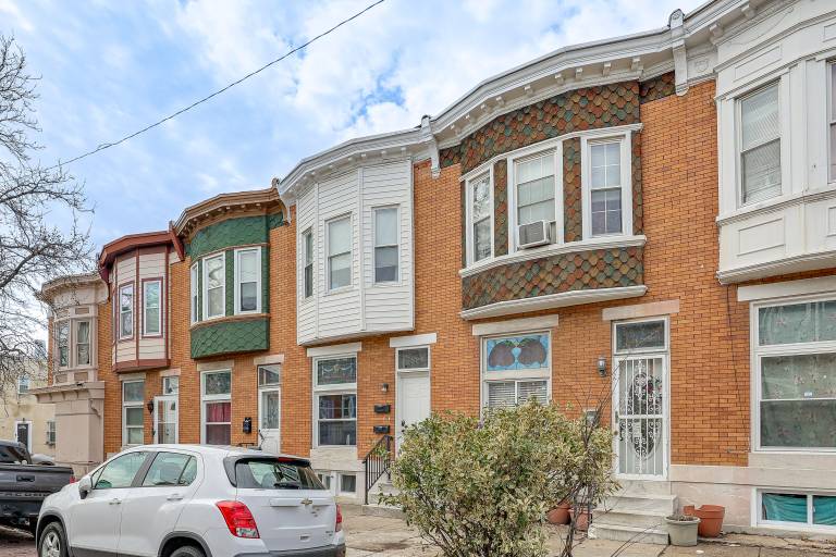 Walk to Patterson Park! Pet-Friendly Townhome — photo 3