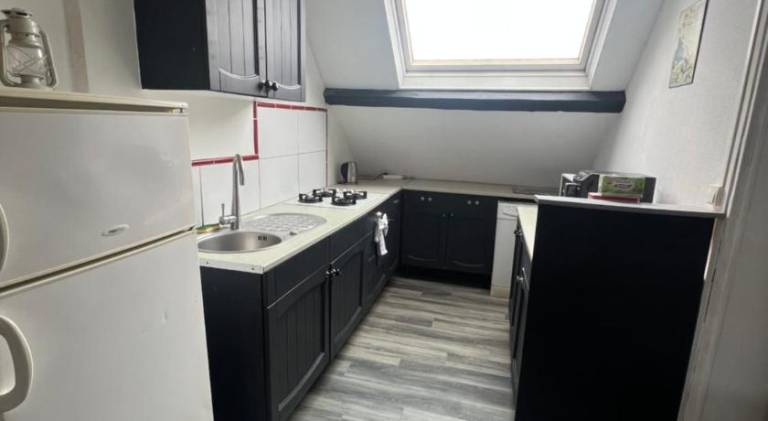 WingFlat Appartement Entier Centre Ville Proche Naval Cite de la mer Quartier Calme — photo 5