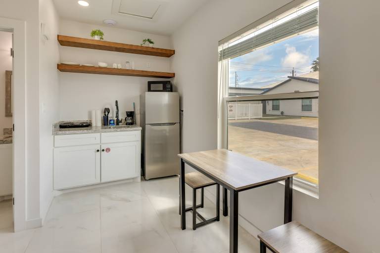 Surf, Swim, Stay! South Padre Studio Near Beach — photo 2