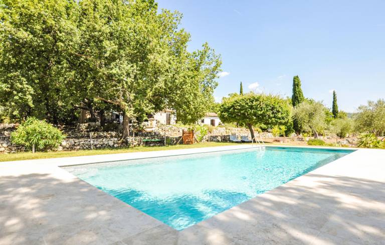 Maison de vacances  Saint-Cézaire-sur-Siagne