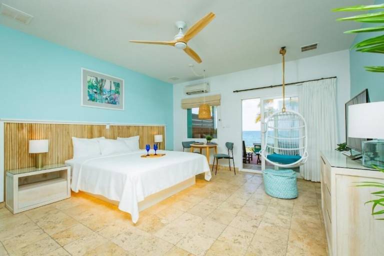 Resort East End