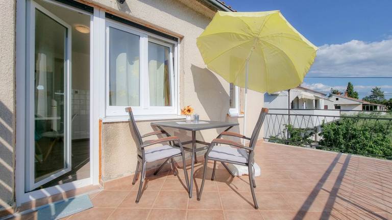 Dog-friendly and modern apartment only 600 meters to the beach with barbecue area — photo 2