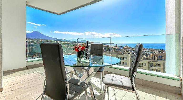 Fully equipped apartment with patio, pool & garden | Beach nearby | Pets allowed in Adeje