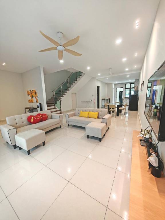 174 m&sup2; Ferienhaus