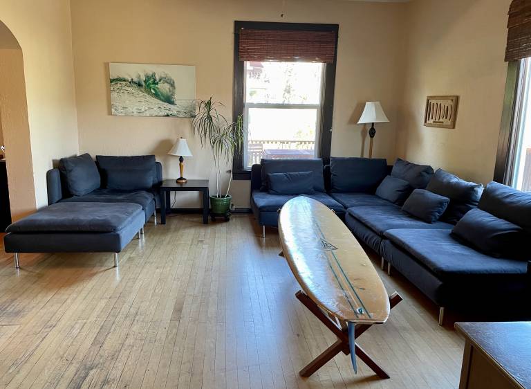 House with patio | Mountain view — photo 5