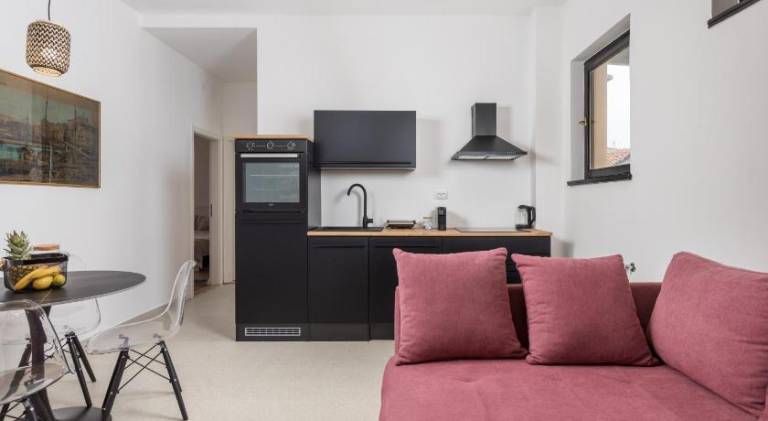 Old Market Apartments & Rooms in Rijeka
