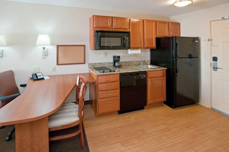 Candlewood Suites Lafayette By IHG — photo 3