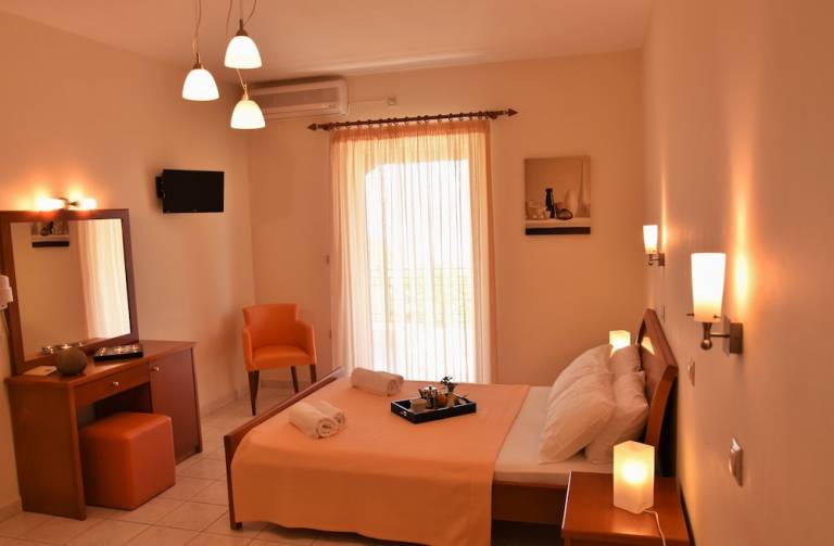 Apart hotel  Tyros