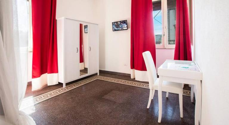 Suite Cagliaritane Notti in centro — photo 4