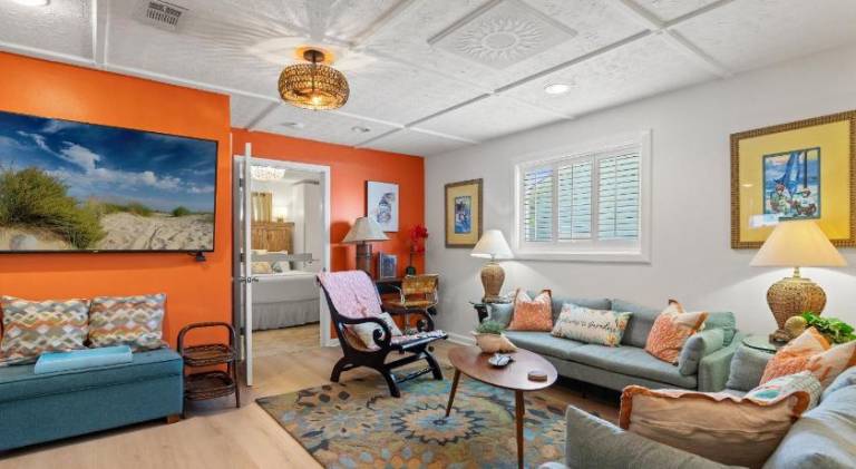 Pet Friendly Beach House - Shore Nuff Beachy by Panhandle Getaways — photo 2
