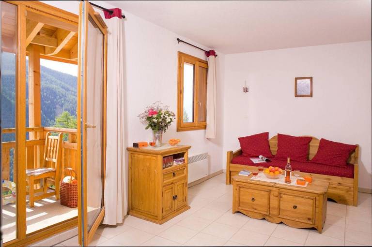 50m from shops, swimming pool, balcony, 32m², Les Orres — photo 4