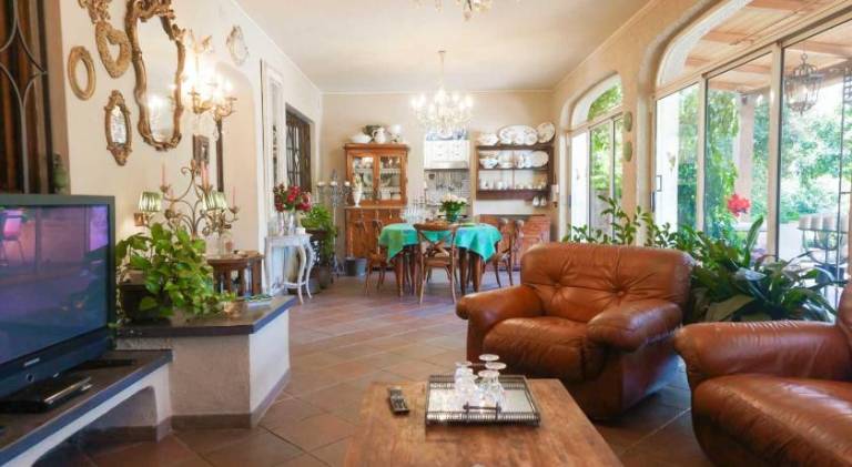Villa with pool | Pets are welcome — photo 2