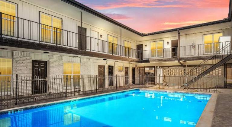 Pleasant apartment with pool | Pets are welcome — photo 3