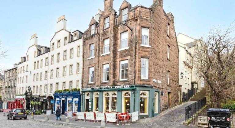 Apartment | Next to Edinburgh Castle | Pets allowed — photo 3