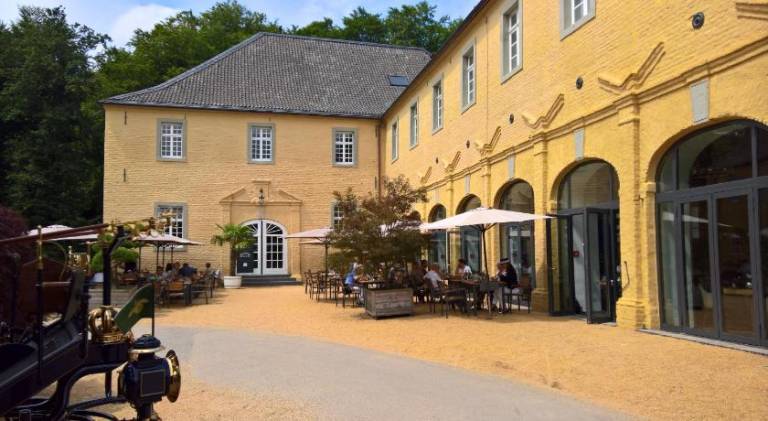 Hotel Schloss Dyck in Neuss