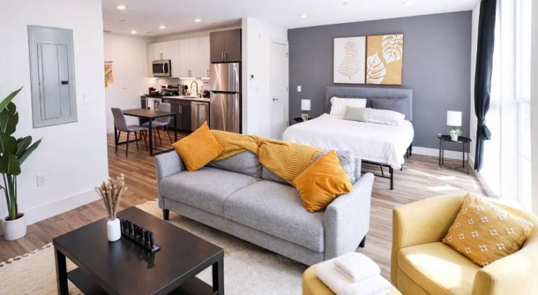 Apartment | Perfect for remote work in Philadelphia, PA