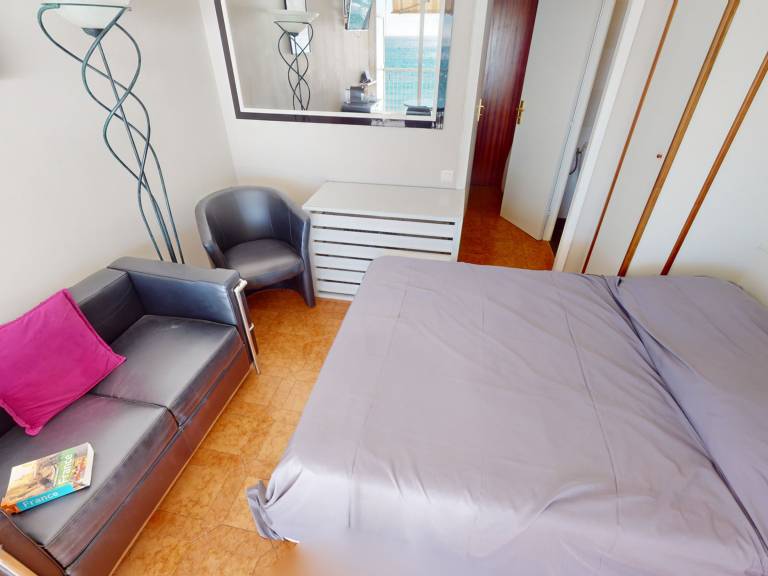 Air-conditioned studio with sea-view terrace and Wifi — photo 4