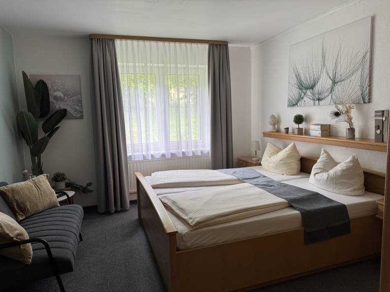 Family-oriented beautiful private room with terrace | Dogs allowed — photo 2