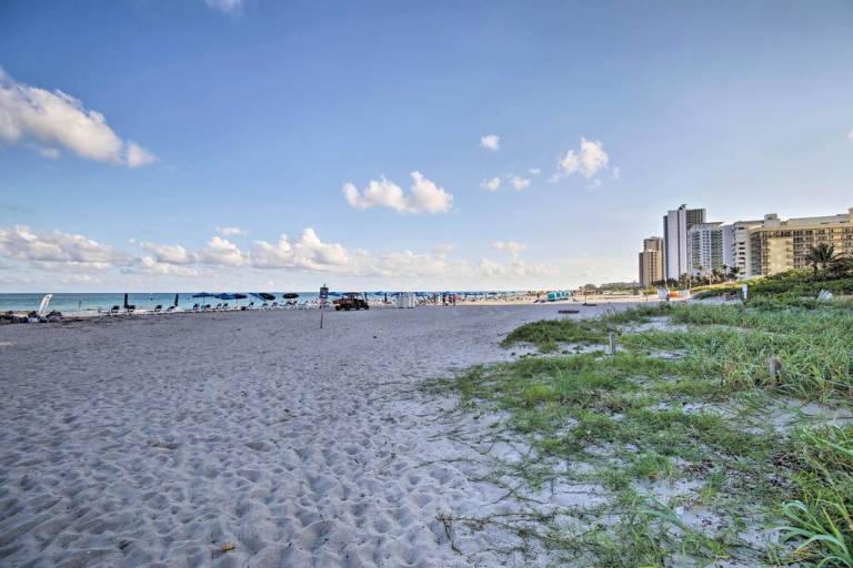 House  Palm Beach Shores