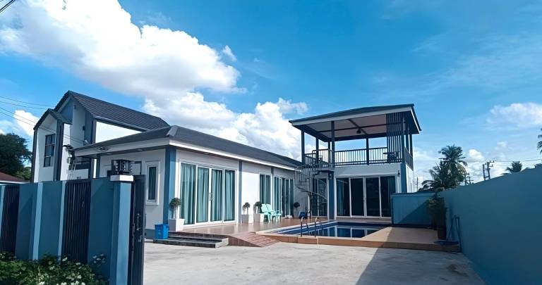 Iyara Pool Villa Kanchanaburi in Kanchanaburi