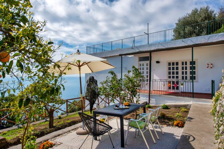 Children-friendly apartment with garden & terrace | Sea view | Pet-friendly — photo 2