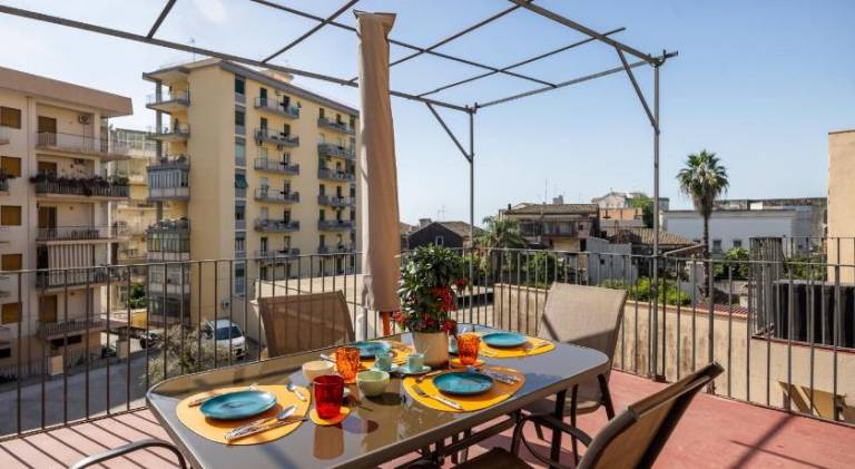 Rental apartment with 2 rooms for 6 persons — photo 2