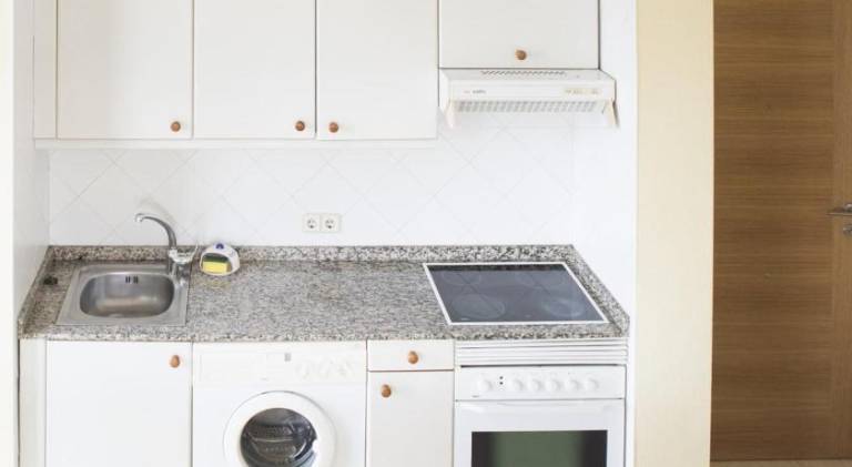 Apartment with 1 room for 4 persons — photo 4