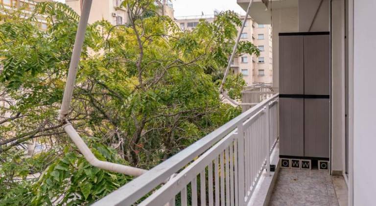 Nice rental apartment with patio | Next to Temple of Hephaestus | Suitable for remote work | Pets allowed — photo 3