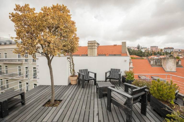 Beautiful apartment with patio | Next to São Jorge Castle | Pets allowed — photo 4
