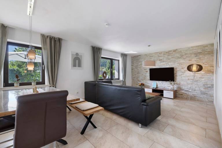 Apartment 'Mayer' with Private Terrace, Shared Garden and Wi-Fi — photo 2