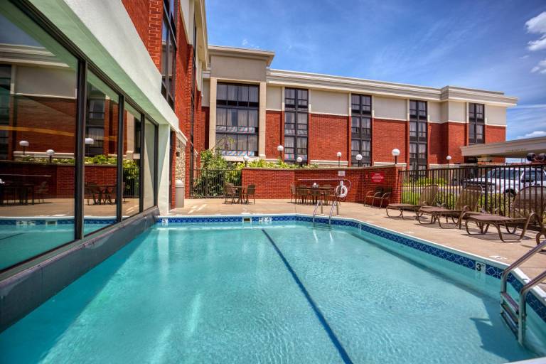 Drury Inn & Suites St. Louis Fairview Heights — photo 2