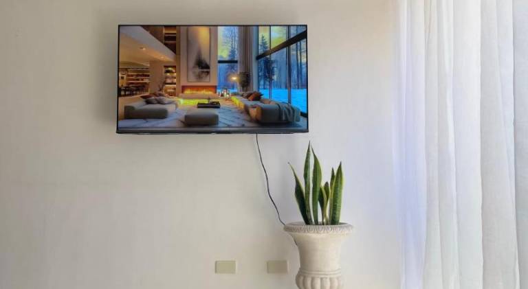 Serviced apartment with garden, terrace & pool in Lapu-Lapu