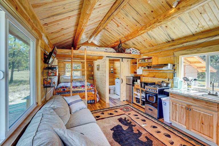 Apartment Trout Creek