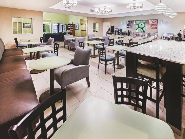 La Quinta Inn & Suites by Wyndham Corpus Christi Northwest in Corpus Christi, TX
