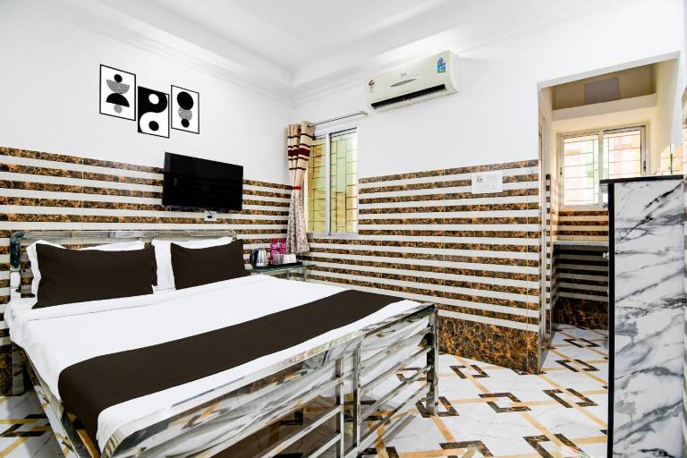 Super Hotel O Hiland Park Formerly Ayush Villa