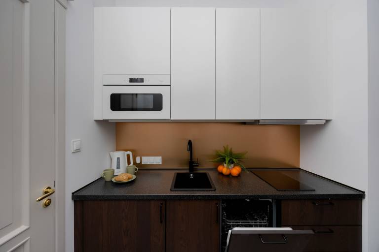 Family-friendly apartment with fast internet | Close to Royal Castle | Pets allowed — photo 4